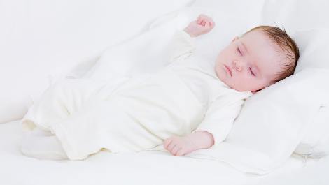 Snug and Secure- 5 Unbeatable Advantages of a Baby Sleep Suit